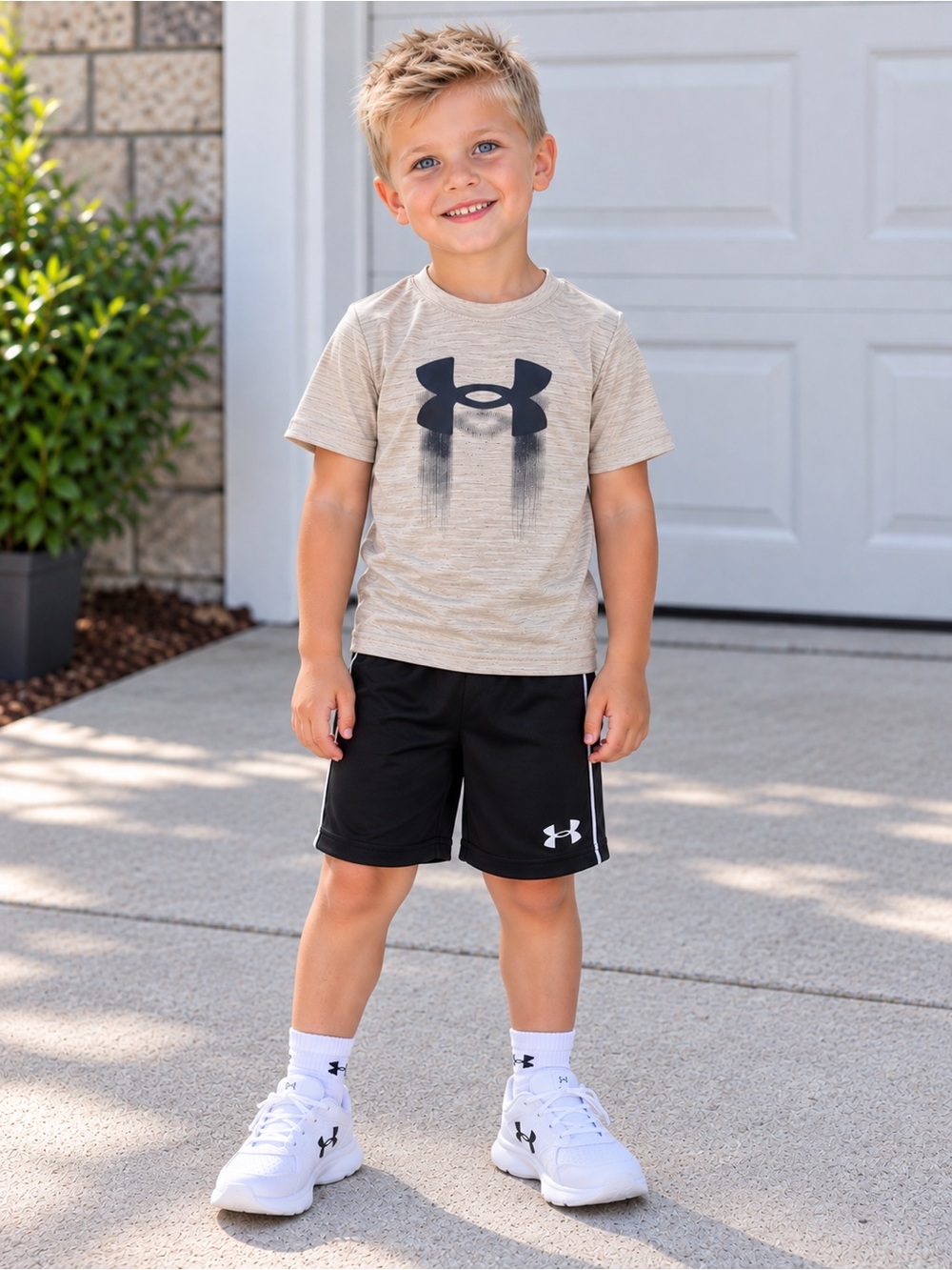 Under Armour Boys 2 Piece Shorts Set Size 4 NWT Tan Black Athletic Outfit Logo